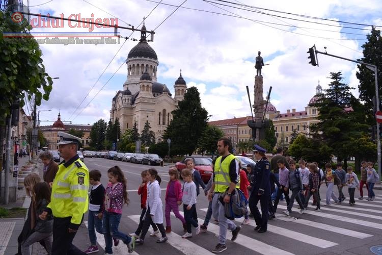 Concurs Judetean de Educatie Rutiera a avut loc Cluj-Napoca. Campanie de prevenire a implicarii copilului in accidente rutiere FOTO
