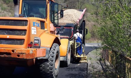 Lucrări de asfaltare pe tronsonul Băișoara – Iara – Surduc – Buru (DN 75) – limită cu județul Alba FOTO