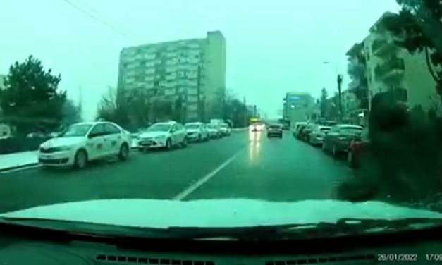 Accident pe strada Constantin Brâncuși VIDEO